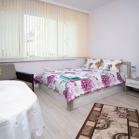 Apartament Lynn'S Oasis-Ocean Touch In Core Downtown Burgas Zewnętrze zdjęcie
